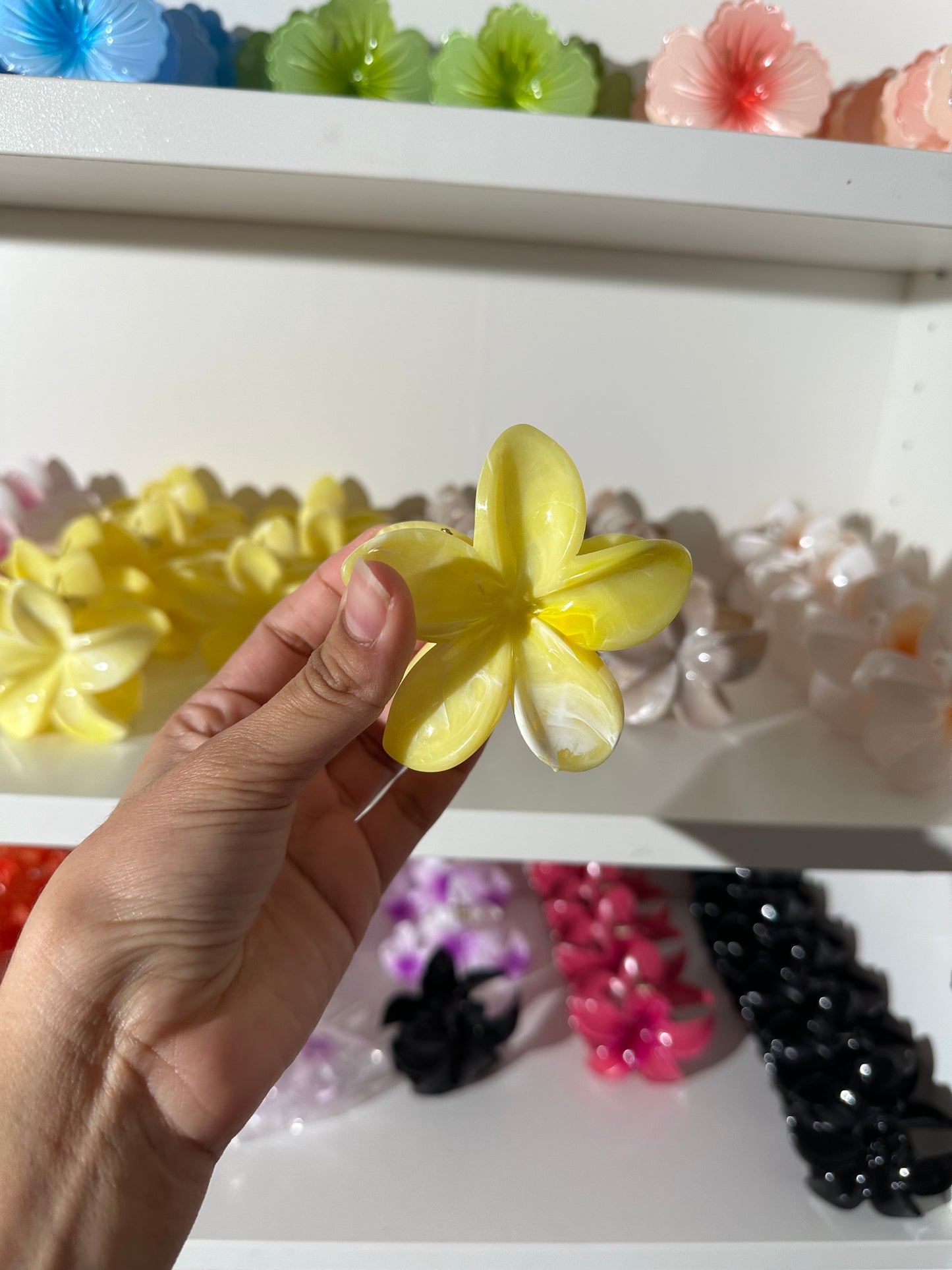 Clip de flor para el cabello