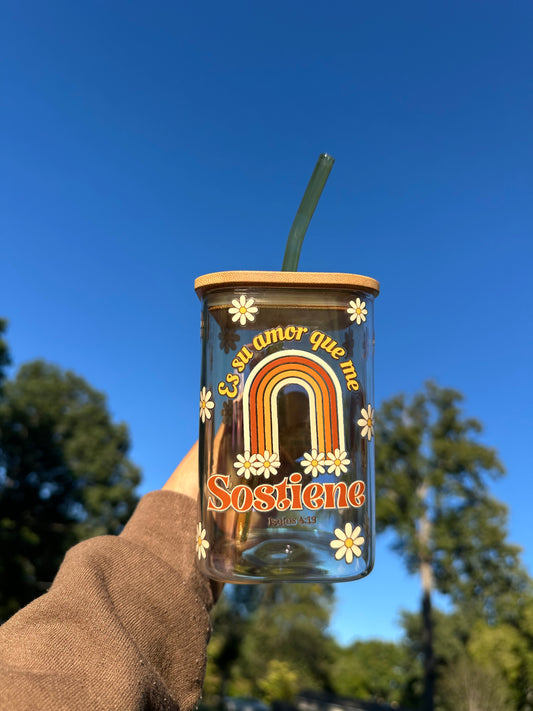 “Es su amor que me sostiene” taza de vidrio