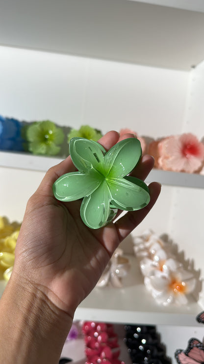 Clip de flor para el cabello